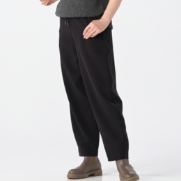 calma フォルムを楽しむ コクーンシルエットパンツ