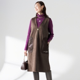 PCD フェイクレザー使いのVネックノースリーブワンピース