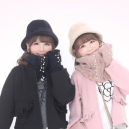 &LOVE 首元華やぐキラキラパール調ビジューネックウォーマー