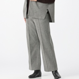 ユラックス 暖か軽いメルトン風素材の3D美ラインパンツ