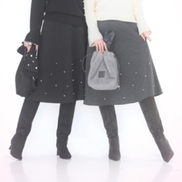 &LOVE パール調ビジューの華やかフェミニンスカート