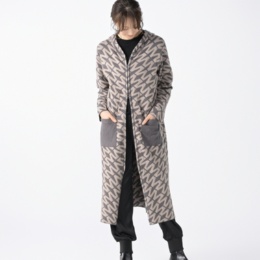 MASAGO フクレダブルジャガードニットコート