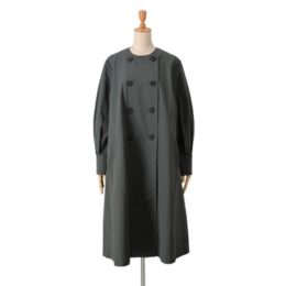  Makana na Kathy クアナニドレスコート