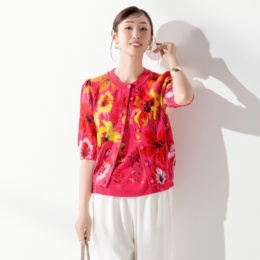 IVKO WOMAN フローラルパターンハーフスリーブカーディガン