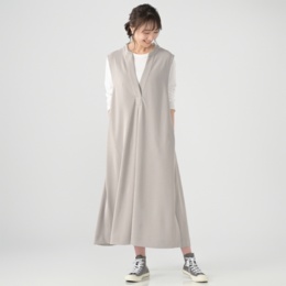 Remite スリットネックジャンパースカート