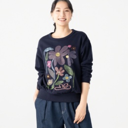  PERSONS 刺繍&ラインストーンフラワースウェット