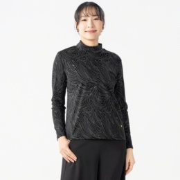 エニワイズ テンセル混ハイネックプルオーバー