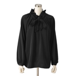  &LOVE ふんわり華やかフリルのレースボウタイ艶ブラウス