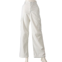 KiKKi 立体的なシルエットストレッチデニムカーゴパンツ