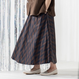 Remite 幾何学柄プリントスカート