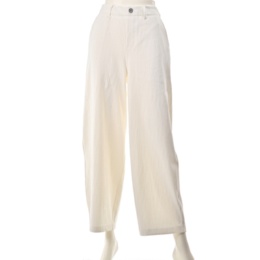 エニワイズ コクーンシルエットのニットデニムパンツ