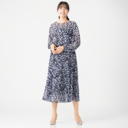 SPECCHIO フェミニンプリーツワンピース