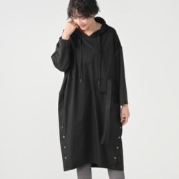 KawaiOkada アシンメトリー切替フード付きワンピース