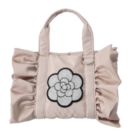 &LOVE カメリアスパンコールふりるトートバッグ