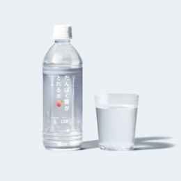 たんぱく質がとれる水 ほんのり桃 24本