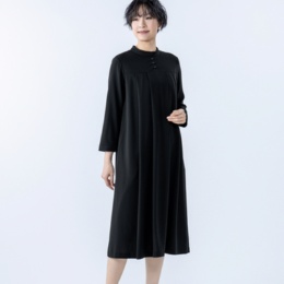 Replete ヨーク切り替えブラックフォーマルワンピース