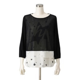 day to day チュールレイヤードスタープリントプルオーバー