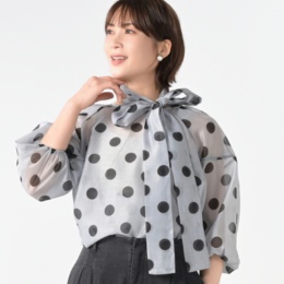 ANGELOS リボンボウタイ付きドット柄シアーブラウス