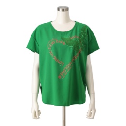 &LOVE HAPPYハートメッセージのLOVETシャツ