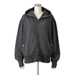 GUESS バックプリントフード付きパーカー