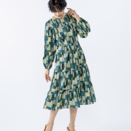 MAHARA MODERN マキシ丈プリントワンピース