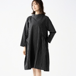  HELA ボトルネック ストライプワンピース