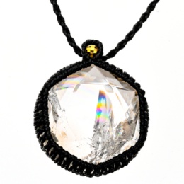 レインボークォーツヘキサゴンK18YGマクラメ編みネックレス20mmUP