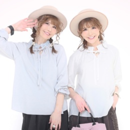 &LOVE 顔周り華やぐ上品ふりるブラウス