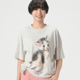 PERSONS キャットプリント&ラインストーンTシャツ