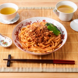冷凍完全メシDELI 汁なし担々麺4食