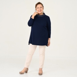 Makana na Kathy モール襟のハイネックプルオーバー
