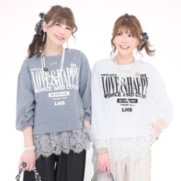 &LOVE LOVE&HAPPYのラメメッセージプルオーバー