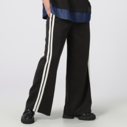 KILA MODA ラインデザイン美シルエットパンツ