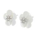 ピアス