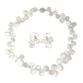 ホワイト/ピアス