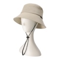 ベージュ