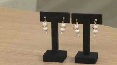 猫天使が揺れる イヤリング/ピアス 猫ねこコレクション（Neko+Neko+ 