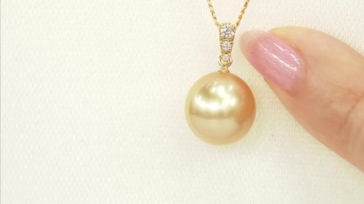 18KYG ゴールドカラー白蝶真珠 ペンダントヘッド 11mm 世界の