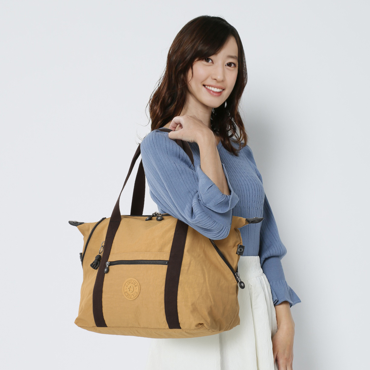 Kipling アートM ボストンバッグ