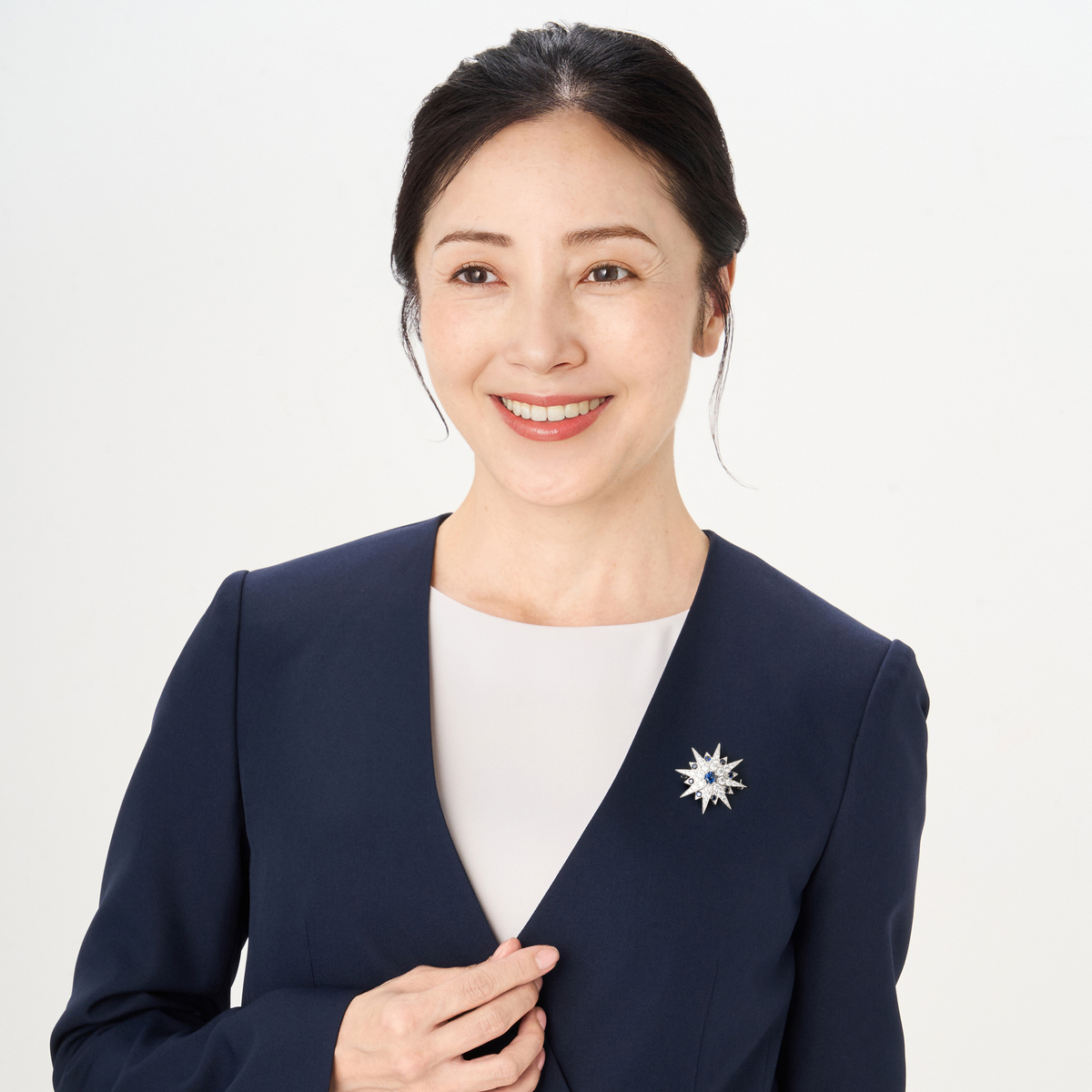 シンセティックサファイヤ&CZ ペンダントヘッド/ブローチ