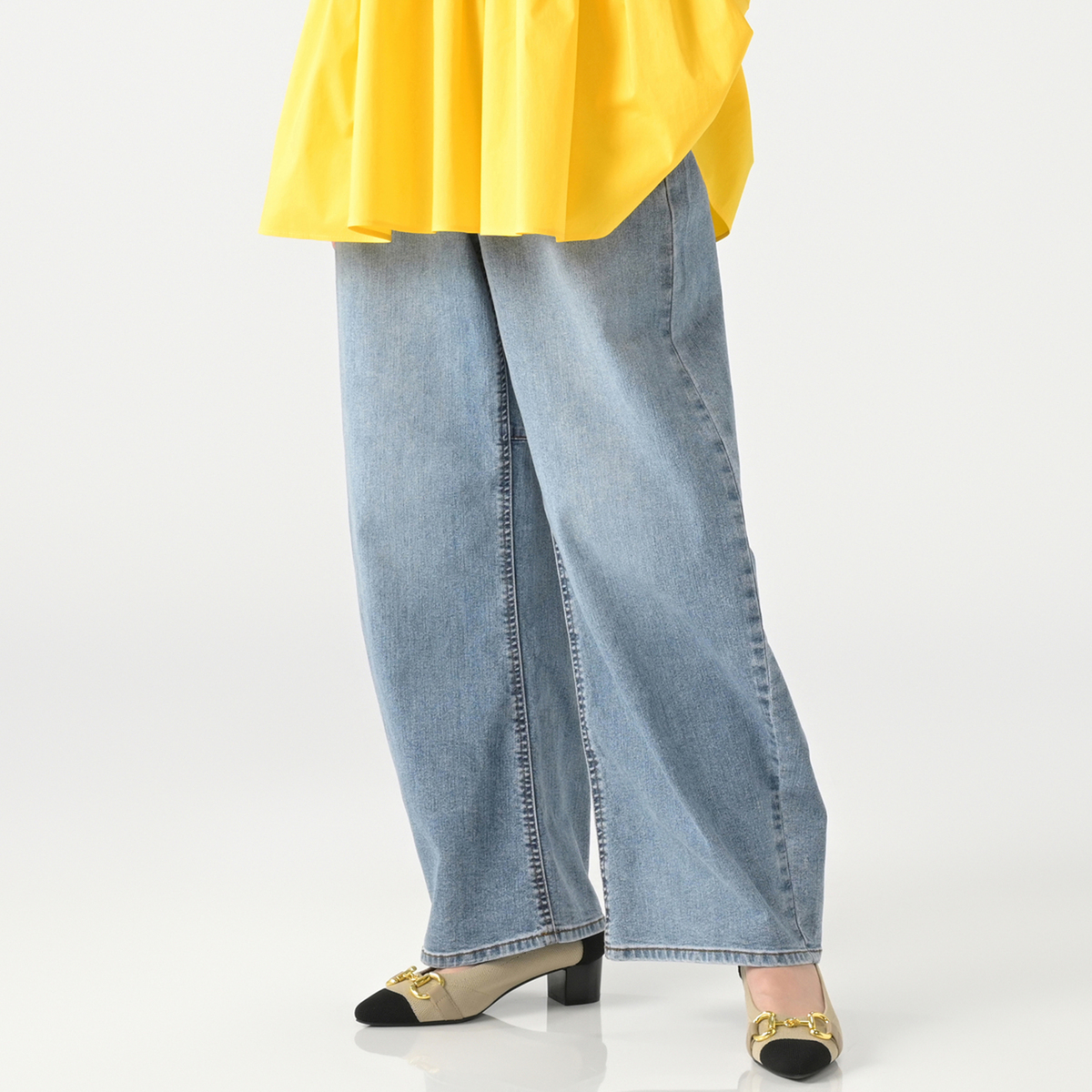 アンコキーヌ Anne Coquine 刺繍 カーヴィー ストレッチデニムパンツ Anne Coquine 刺繍入りカーヴィーストレッチデニムパンツ アンコキーヌ