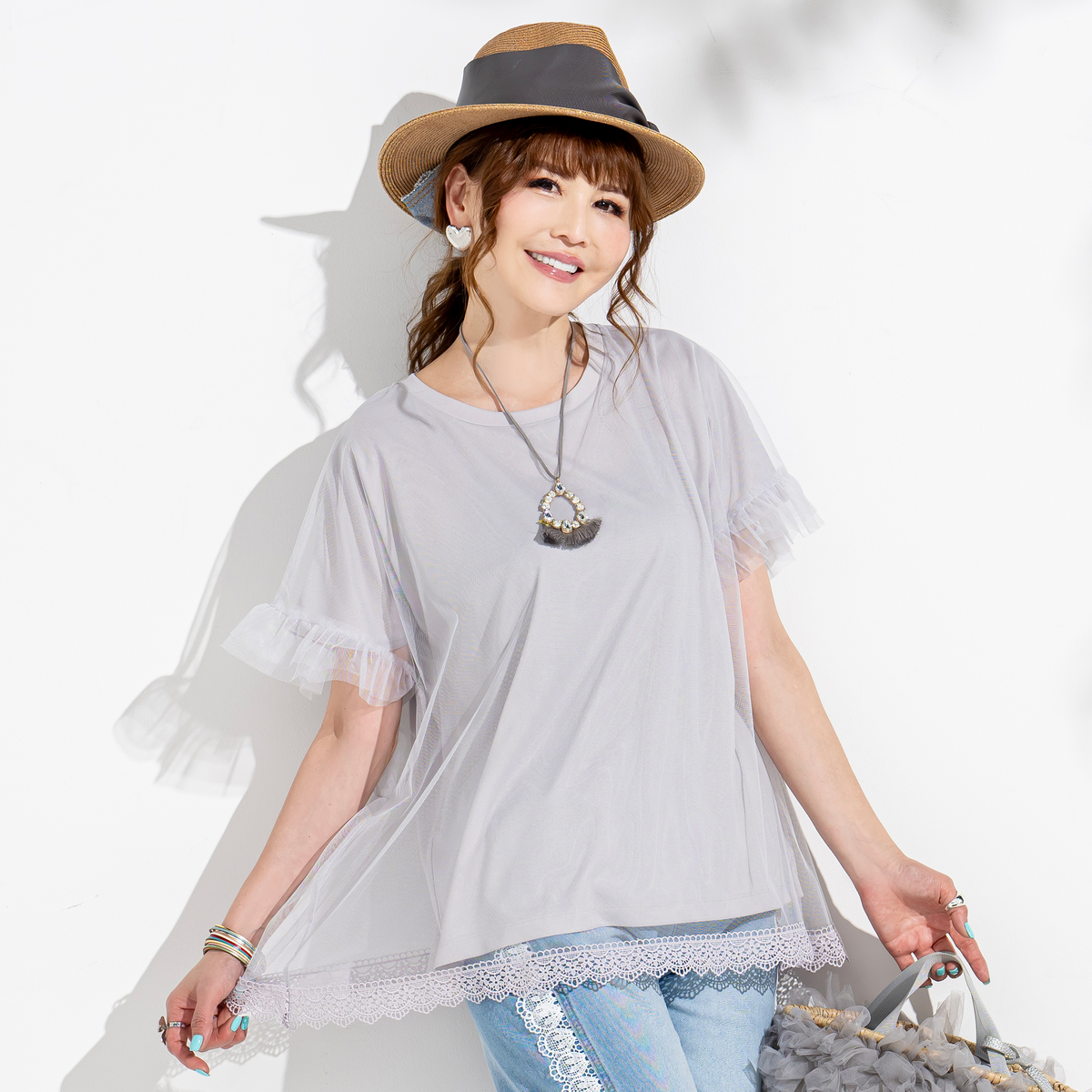 &LOVE 裾スカラレースのチュールレイヤードプルオーバー