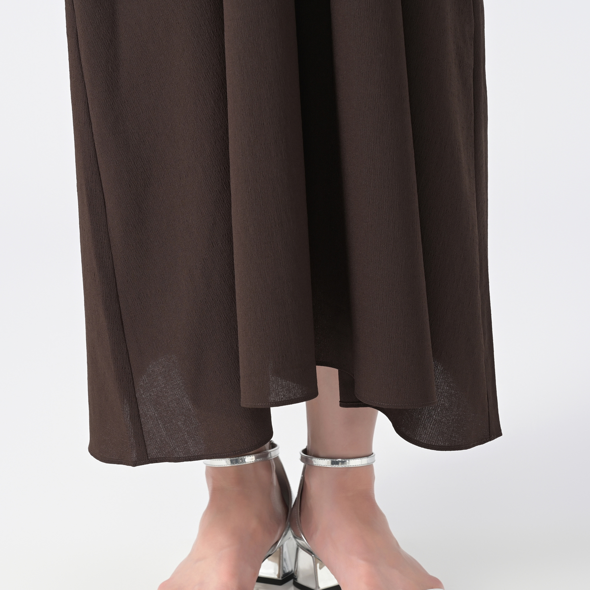 【新品タグ付き】 UNFILO ウエストドロストワンピース　M 新品】 UNFILO ウエストドロストワンピース M - メルカリ