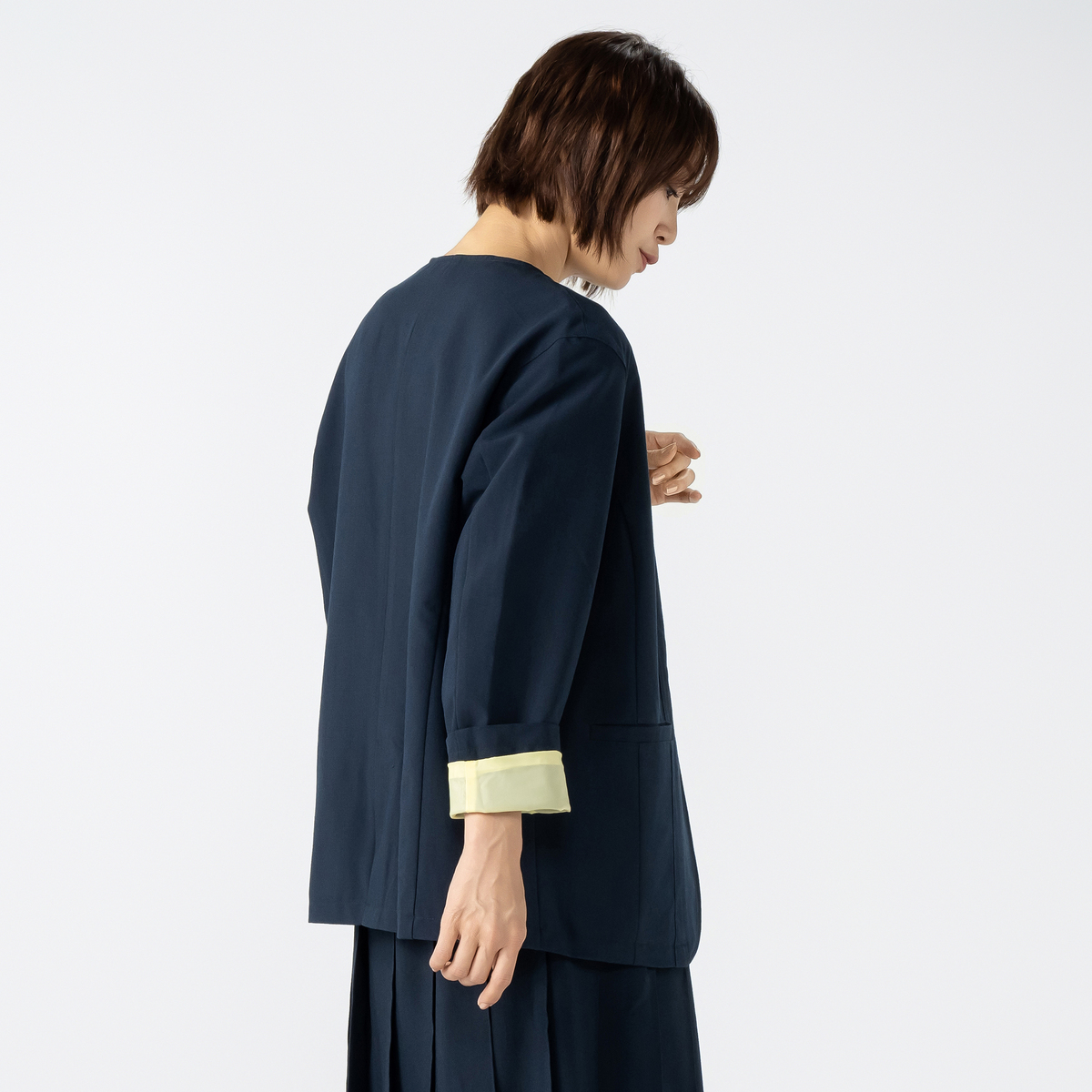 ローズエンブロイダリージャケット 1600025S1220_x1_a001.jpg