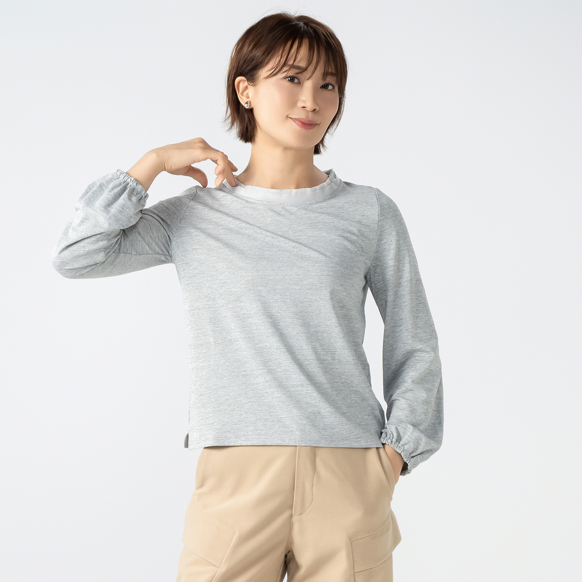 オーヤ(無言可) O.W.N「わがまま別注」大人にも馴染むドットの、まるい襟のプル