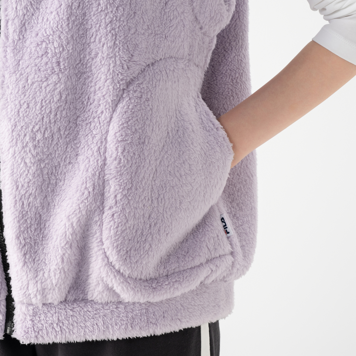 No.822 FILA ふわふわfeatherのスモーキーピンクキュロット☆XL BOX付】花柄エプロンギフトセット(F クリーム): 新生児