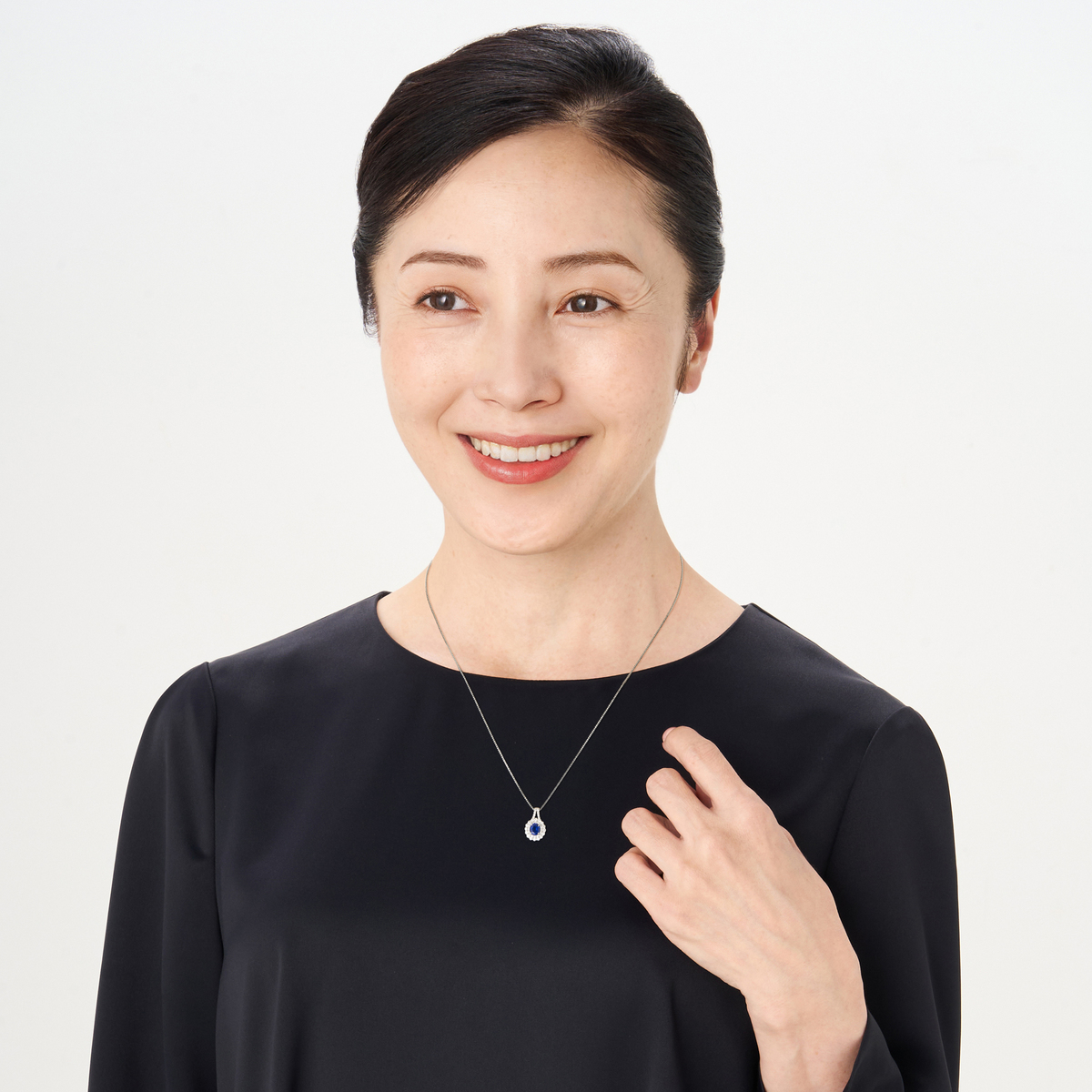 k18アウィンナイトペンダント鑑別付NO25-2170 k18アウィンナイト