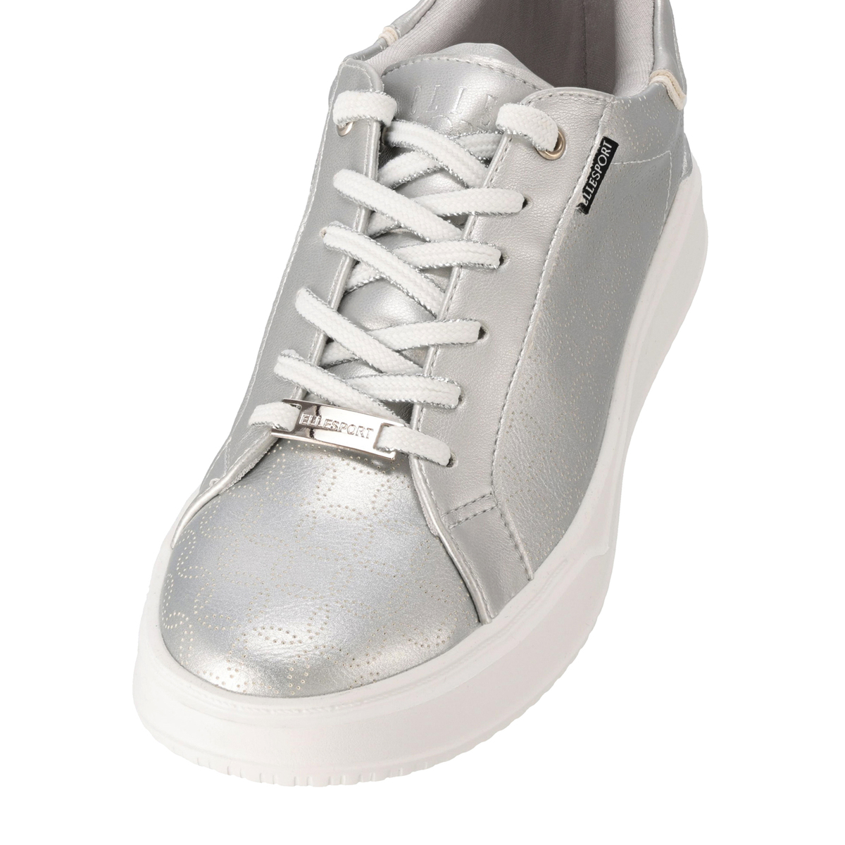 Elleです。 エル・ジャポン2025年7月号＜表紙：XG＞ | ハースト婦人画報社