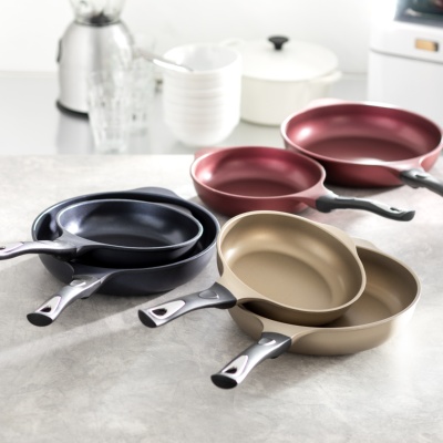 ヘルシーに調理！ ベルフィーナのフライパン