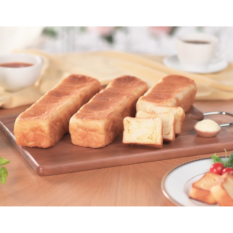 ボローニャ デニッシュ食パン[プレミアム] プレーン 3本